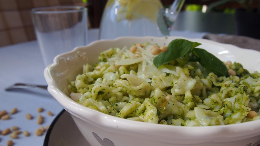 bezlepkové cestoviny s pesto omáčkou